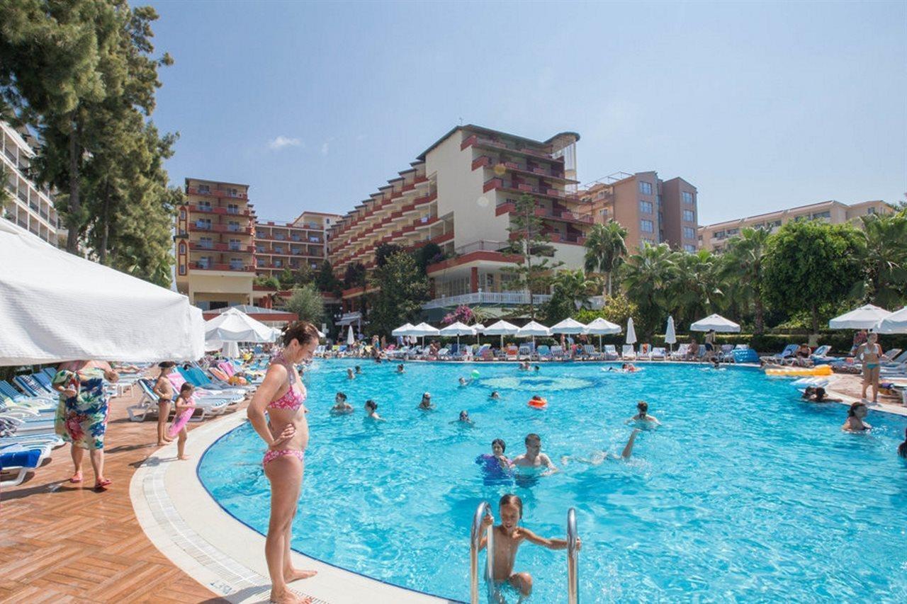 Holiday Park Resort Boztepe  외부 사진